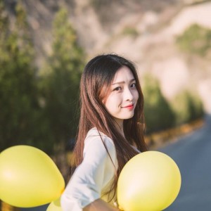 丰满的女子。