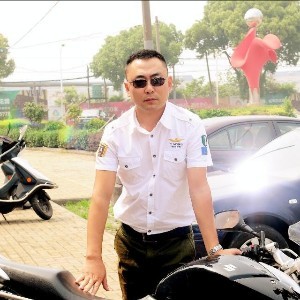 秋水共长天一色