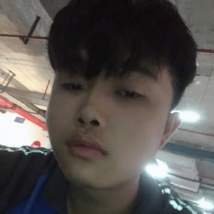 他始终如一