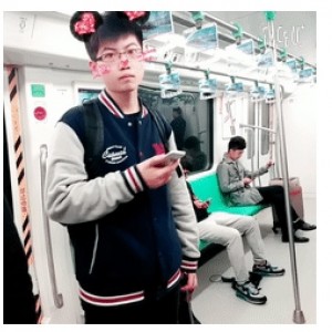 抚青丝丶