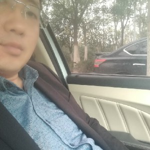 淡然  一笑