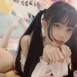 2133633