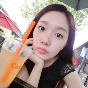 花了妆容