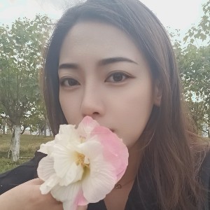 曼妮妮
