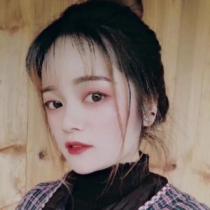 美艳绝伦