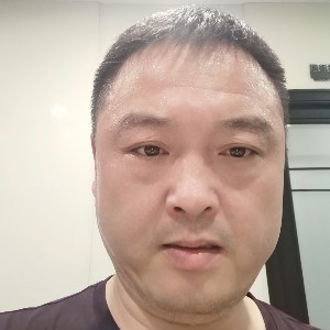 宁静的月牙湾