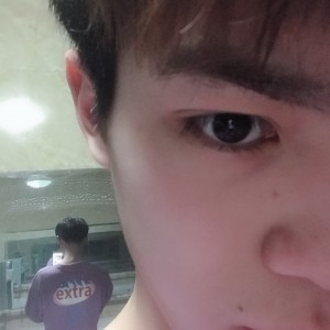 在看我吗