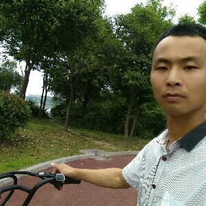 看那寂寞的夜色