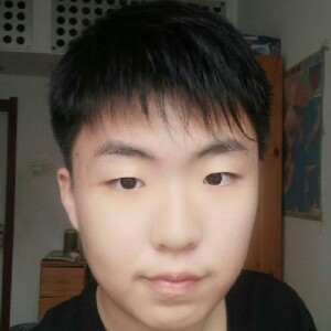 震动的百褶裙