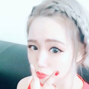 李佳颖