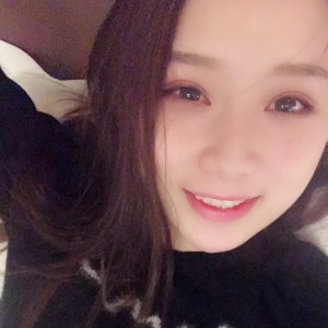 爱吃糖的嗯哼