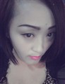 朦胧女生