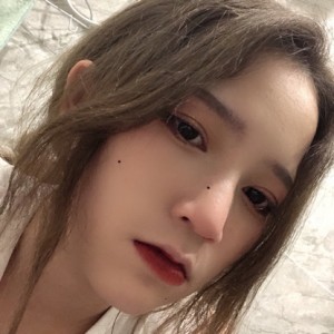 星河洒落人间。