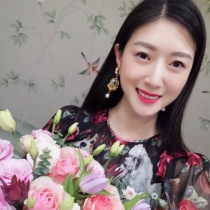 区晓玲