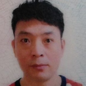 耍酷的身影