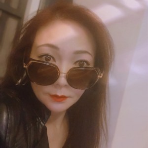 寂寞人消瘦
