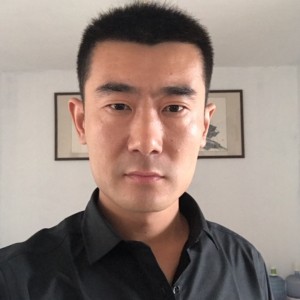 类成鹏