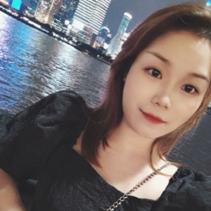 小桃子。