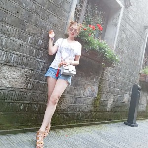 陌小夏