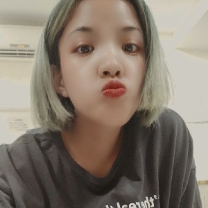 深情的飞机