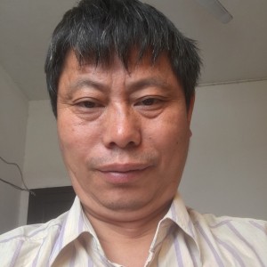 小江边钓鱼