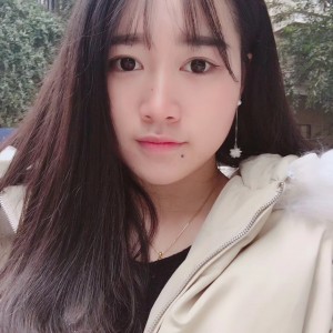 伊人素装、为谁倾城。