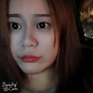 小姐姐叫Y