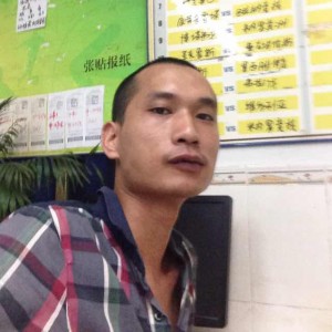 黄小华