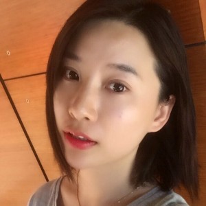 小可爱要抱抱