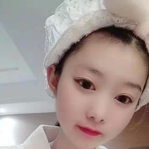 雪山上的玫瑰
