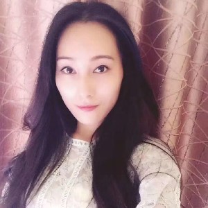 女故