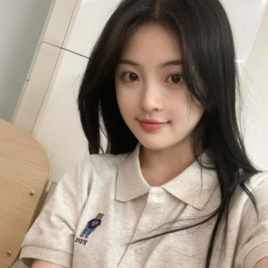 怡怡.