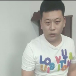 吃老虎的大象