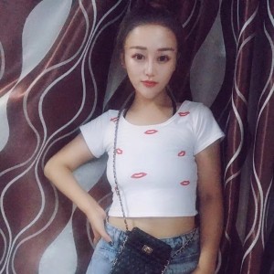 1903233