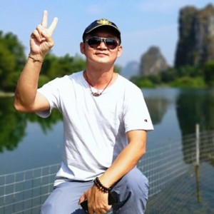 他大爷的