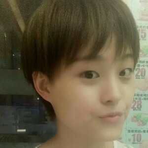 天真小吃货