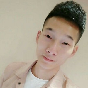 彭州州