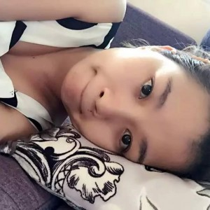 受伤的小小