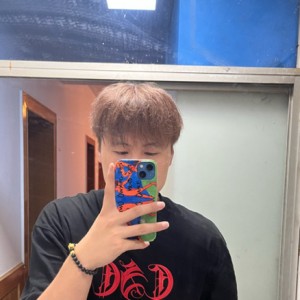 長鲨小w