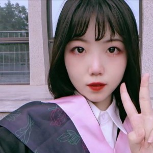 明䁳