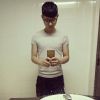 笑出的腹肌