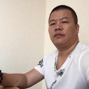 个性老人