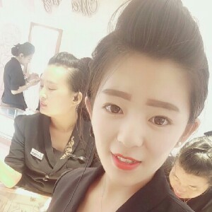 佳宝要抱抱