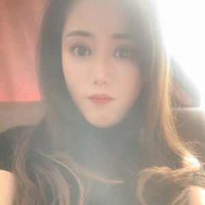 爱笑的莲儿
