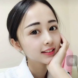 小女子，，
