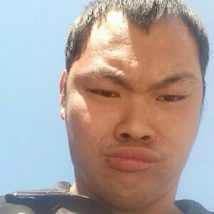 走路上学生你什