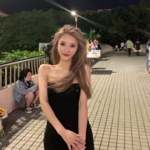 晴栀菀歌，