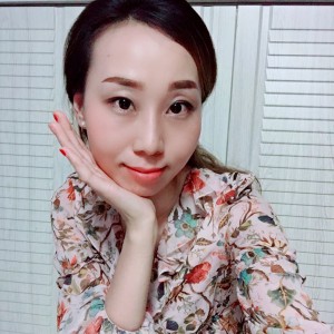 陈陈12300