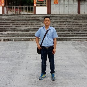 欣慰的路人