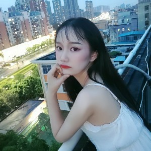 楠小姐想吃饭